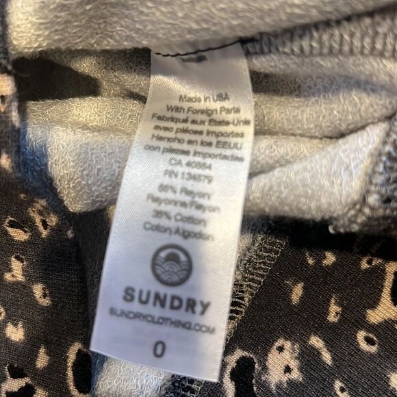 Sundry Anthropologie Leopard Hoodie size XS animal print made in USA - Picture 6 of 10